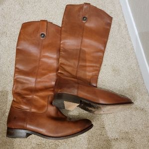 Women's Frye boots size 9 - Great Color!